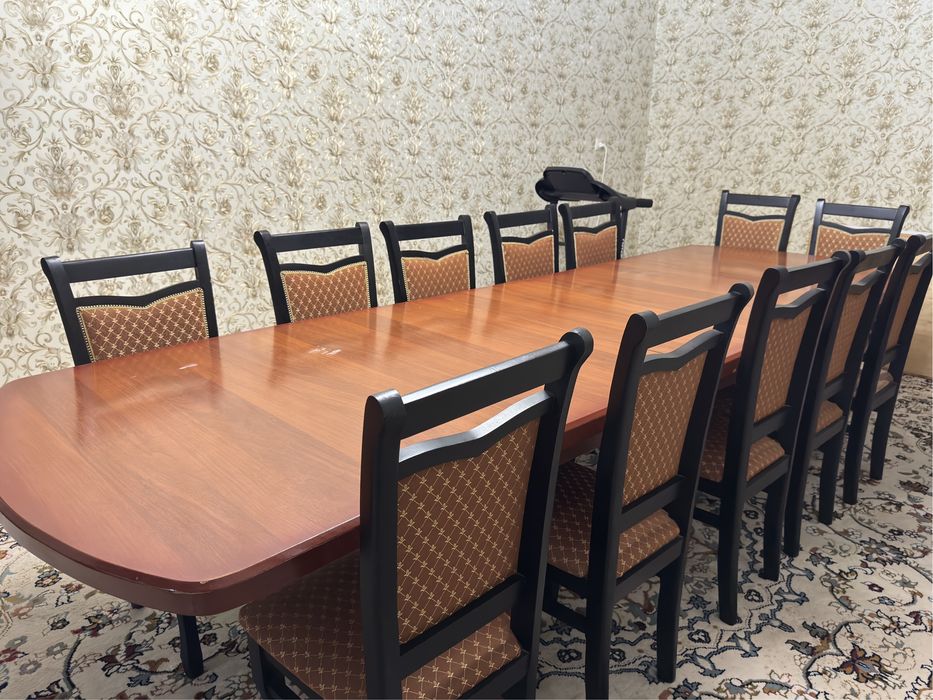 Стол, стулья.Состояние хорошая