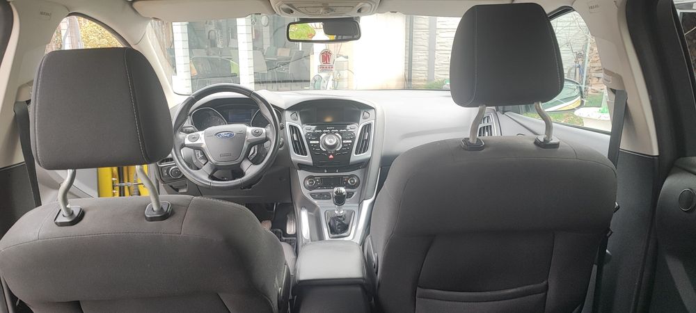 FORD Focus 2012 — imagine 16