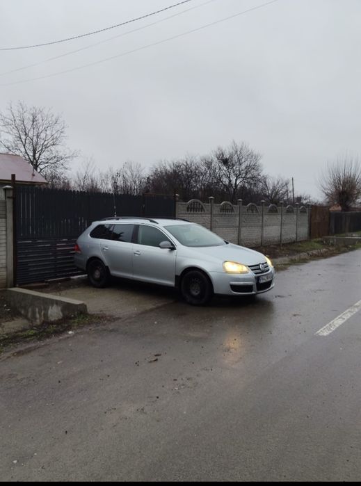 Vând Volkswagen golf 5 break 1.9tdi