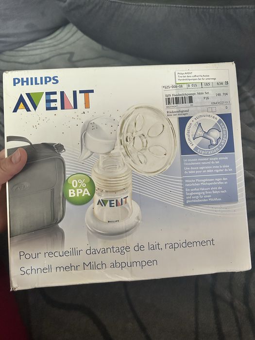 Pompa manuala Avent , noua