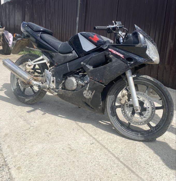 Schimb Honda cbr 125r