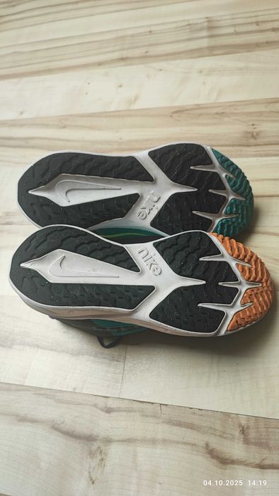 Детско-юношески маратонки Nike