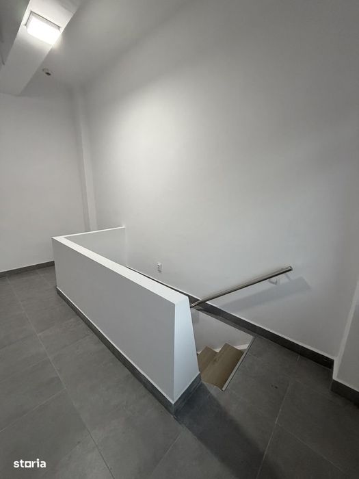 Spațiu comercial 82 mp, stradal, renovat –Str. Uranus, lângă Catedrală