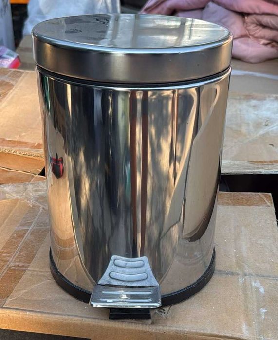Stoc 50 buc / 60 lei buc; Cos de gunoi din inox SH – cu pedala / fara capac – diferite dimensiuni