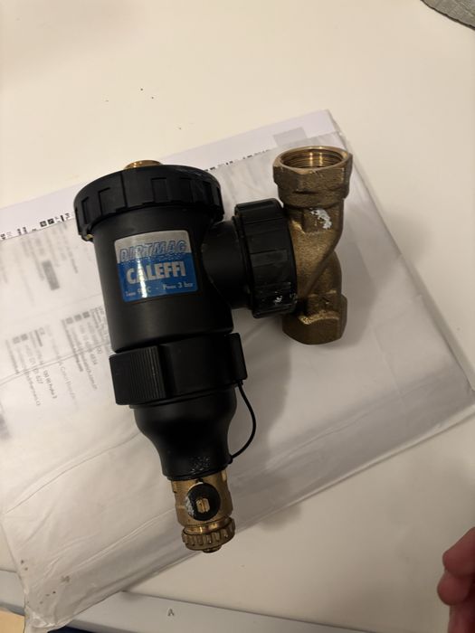 Filtru antimagnetita Caleffi DIRTMAG 1", cu separator pentru particule