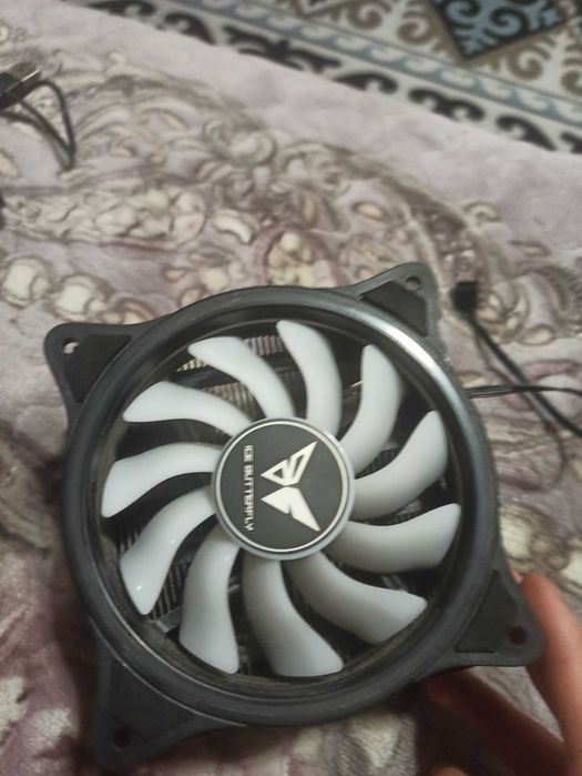 Отличный кулер для процессоров