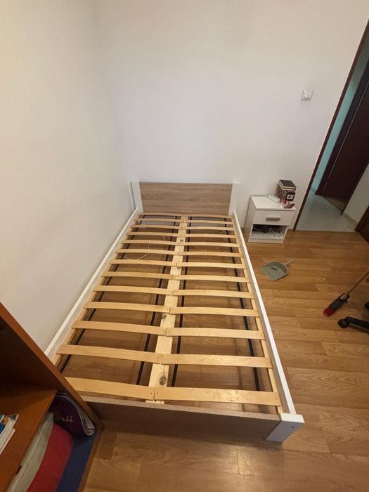 Pat pentru o persoana 120x200