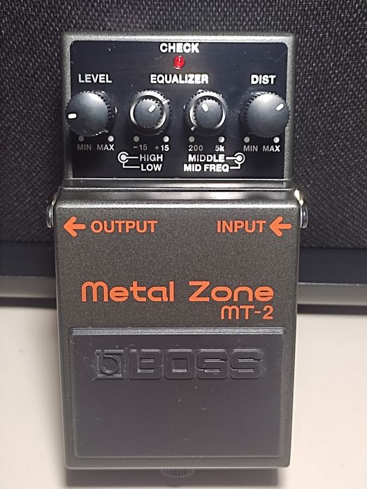 Набор гитариста: Boss MT-2 (Metal Zone) + Родной адаптер + Yamaha GA15