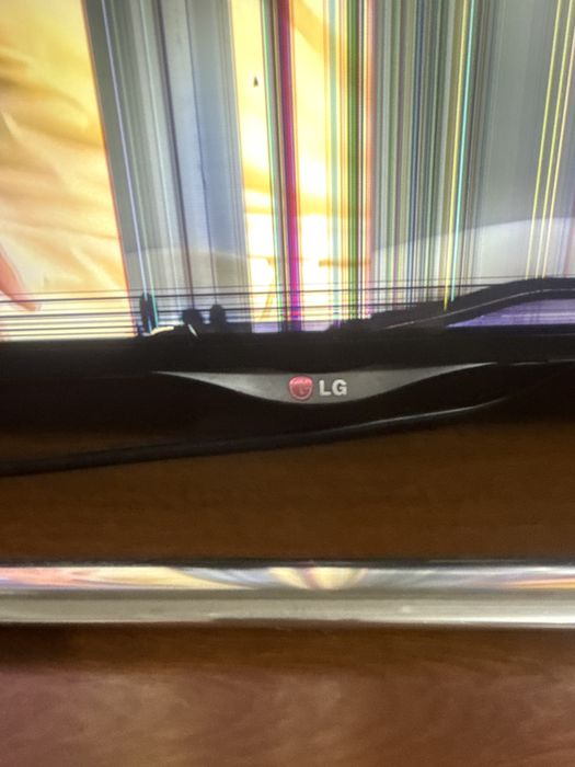 Телевизор LG 127 dm