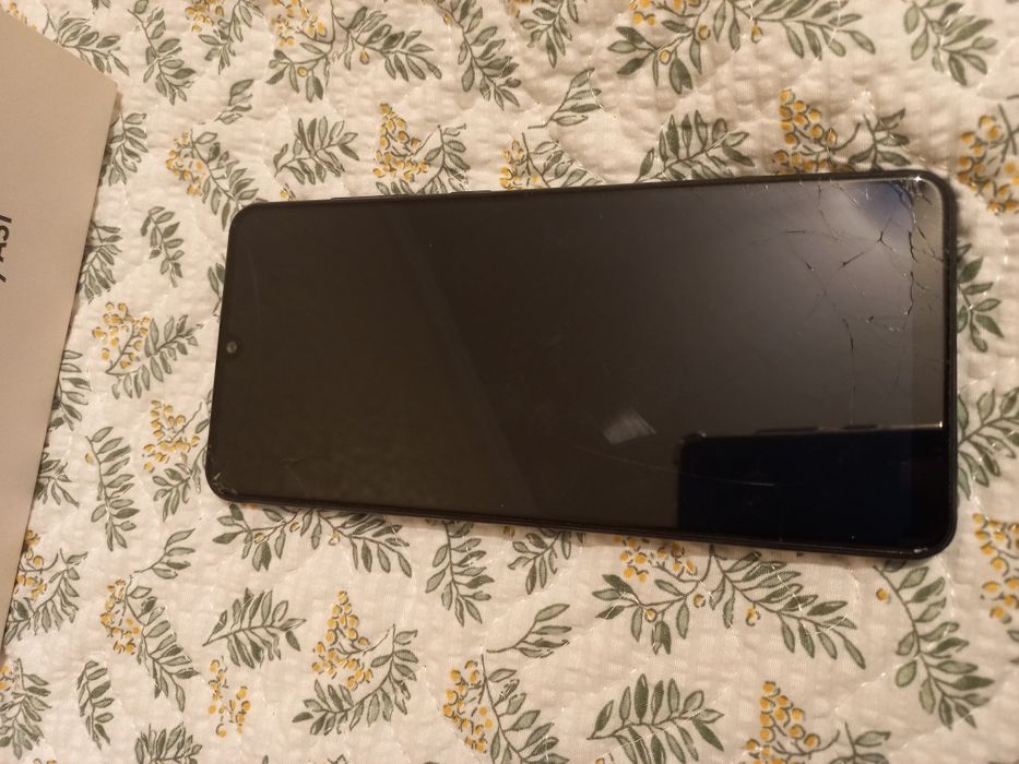 Продается телефон марки Samsung Galaxy A31