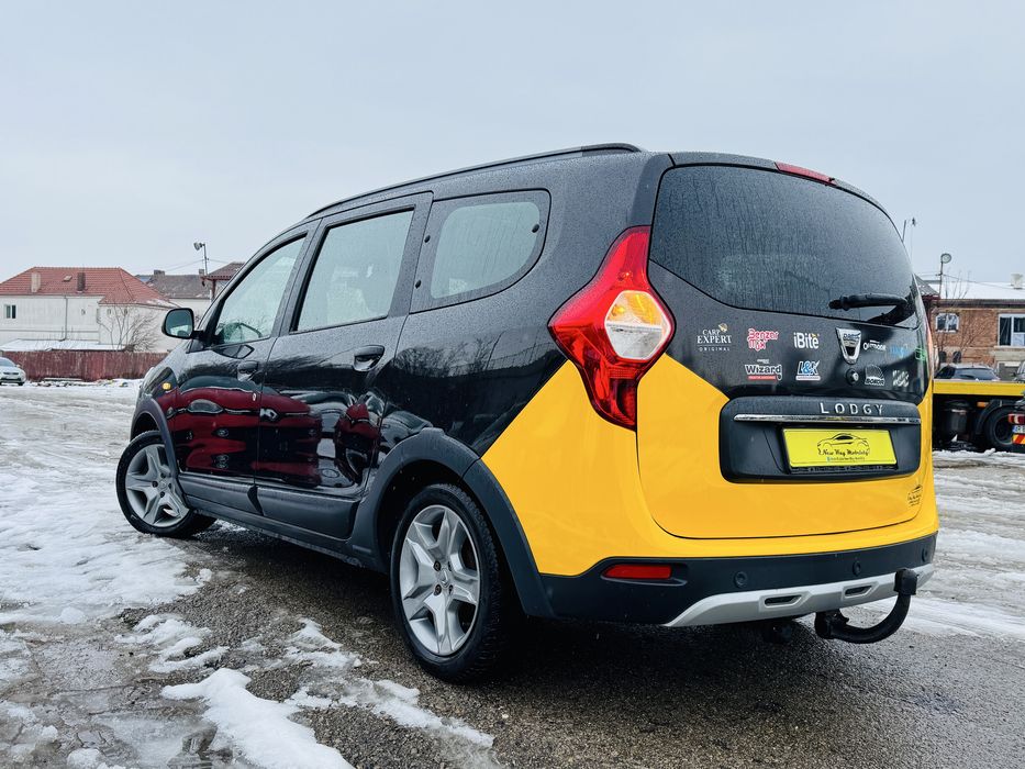 Dacia Lodgy Stepway 7 locuri, 1.5 dci , 2018, navigatie, scaune incalz