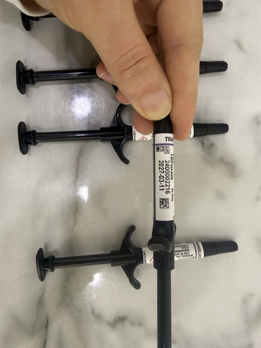 Продаётся Чойс 2 (Choise 2) набор цемент для фиксации виниров 5x4.5г