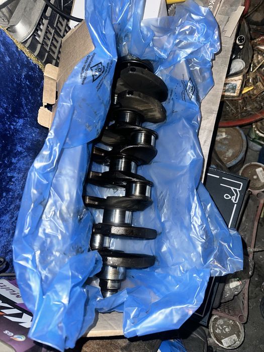 Продам коленвал на весту