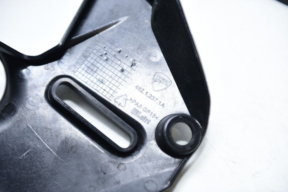 Ducati Monster 2017-2022 821 Plastice ornamente radiator