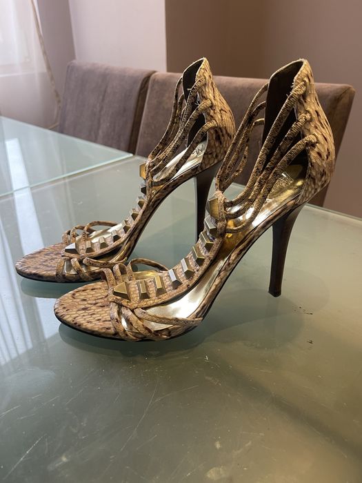 Италиански маркови обувки