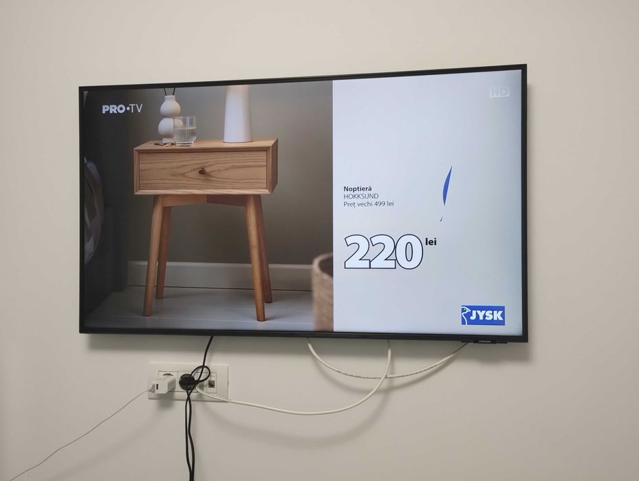 Vând televizor Samsung Smart 4 K