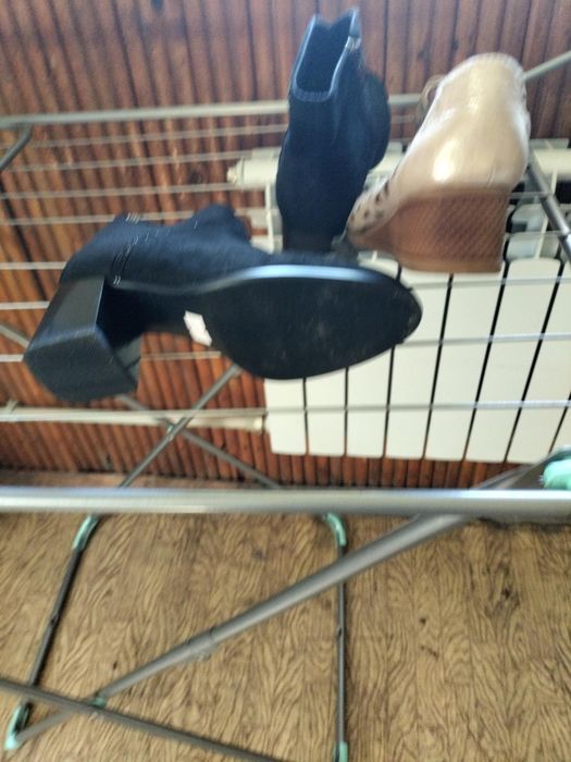 Женкая обувь в отличном состоянии