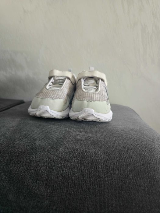Детски  оригинални маратонки Nike