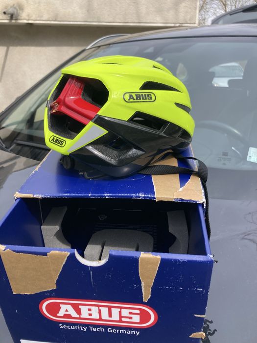 Каска колоездене