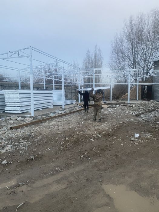 Sendvich panel ustanovka. СЭНДВИЧ ПАНЕЛЬ. Металлоконструкция.