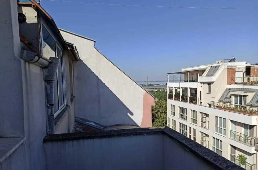 Дава се под наем Двустаен апартамент в Бургас, Възраждане - 80 кв.м за 140 € - Снимка #7