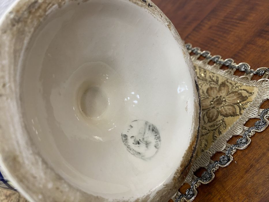 Голяма италианска кана от порцелан -ваза