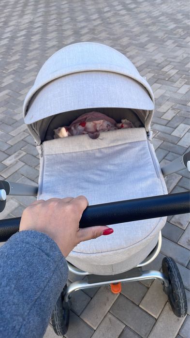 Stokke scoot продам коляску