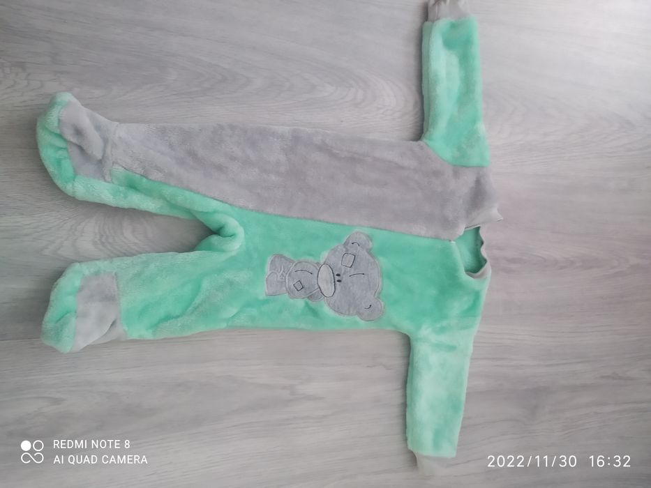 Продам детские вещички