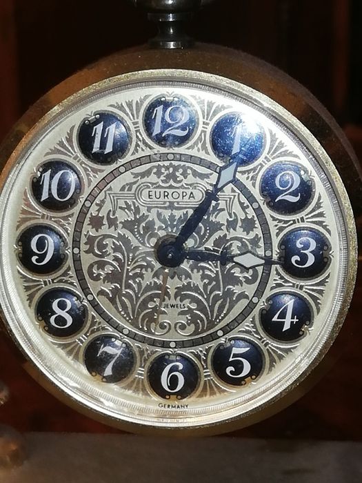 Telefon vintage si Ceas din piatra verde jad