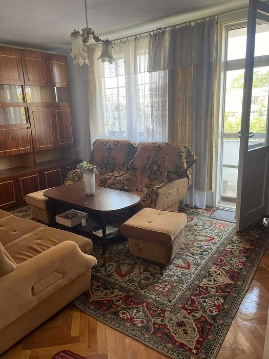 Дава се под наем Тристаен апартамент в Разград, Център - 89 кв.м за 122400 € - Снимка #5