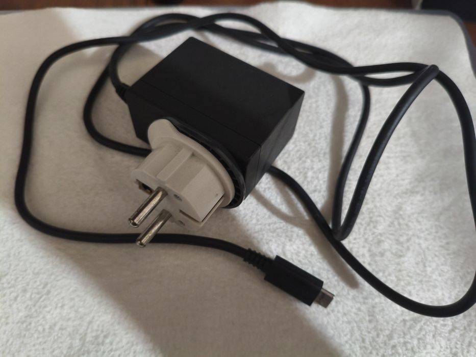 Продам Nintendo Switch OLED чипированный