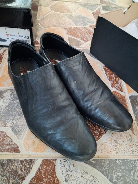 Мъжки обувки 42 номер