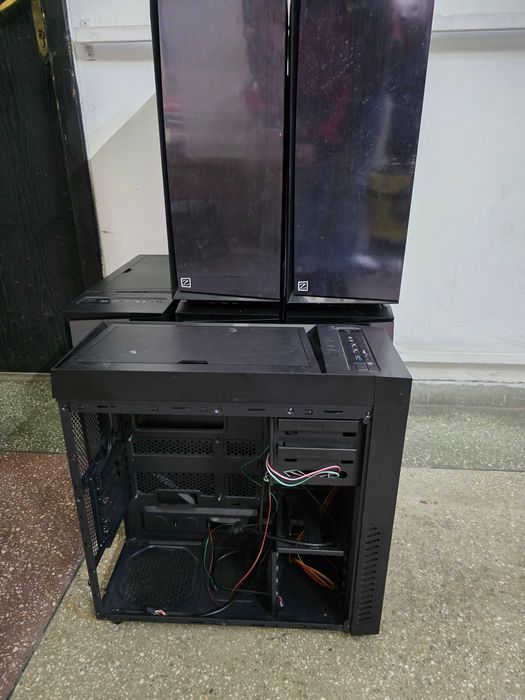 Carcasa PC Zalman R1