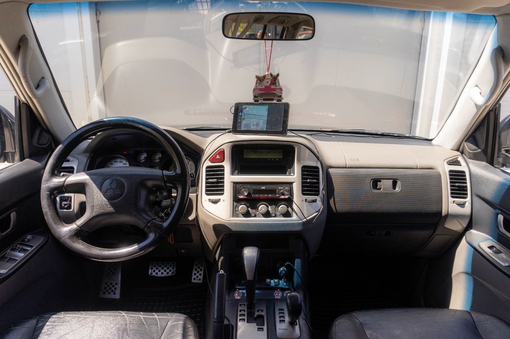 MITSUBISHI Pajero 2005 — imagine 5