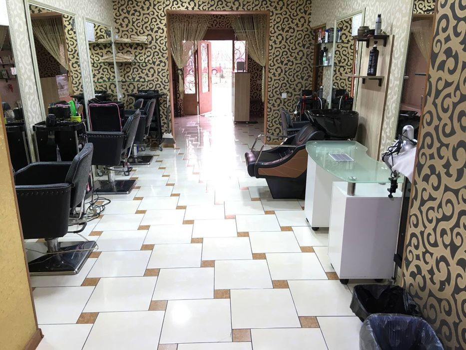 Юнусабад 4 нежилое 3/1/4    73м²