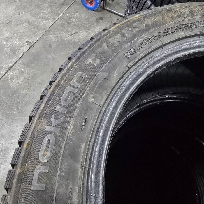 2x 215/55/16 M+S NOKIAN 2023 Stare excelentă