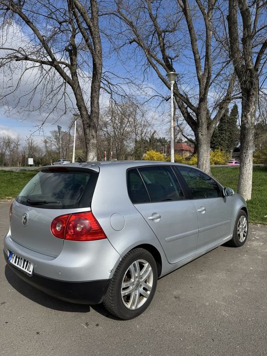 Volkswagen Golf 5 2.0 TDI 140 CP