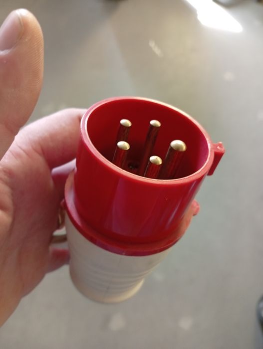 Евро щепсел 16А.