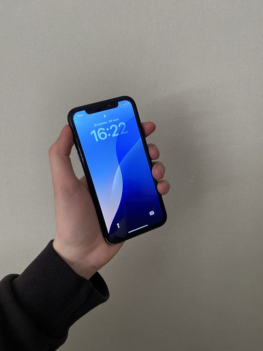 продам iphone xr