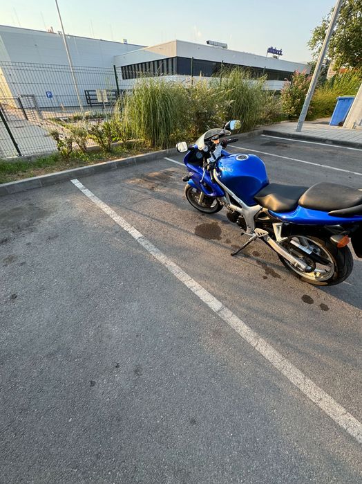 Мотоциклет Сузуки СВ650С