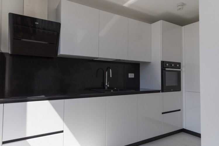 Продава се Двустаен апартамент в София, Младост 3 - 75 кв.м за 2200 €/кв.м - Снимка #2