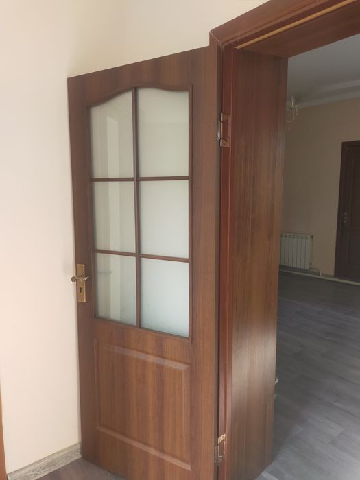 Продам мебель и двери