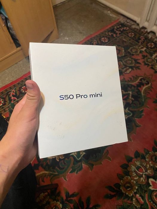 Vivo s50 pro mini