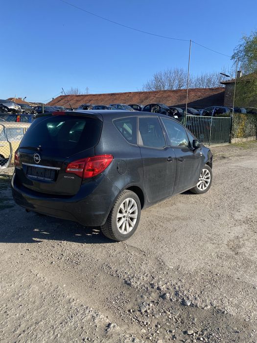 Опел мерива Б 1.4 турбо 120кс на части