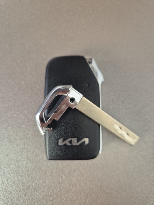 Продам ключ на kia новый