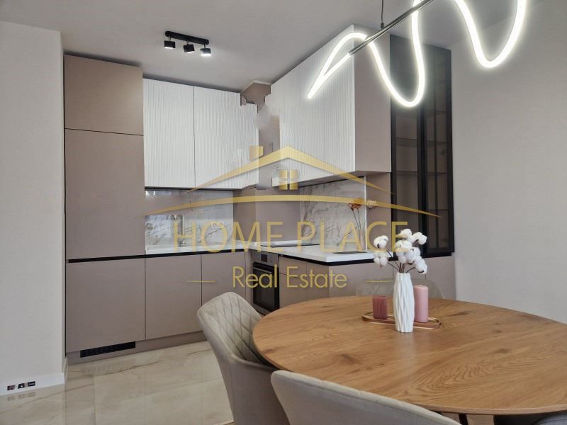 Продава се Двустаен апартамент в Варна, Победа - 63 кв.м за 3334 €/кв.м - Снимка #3