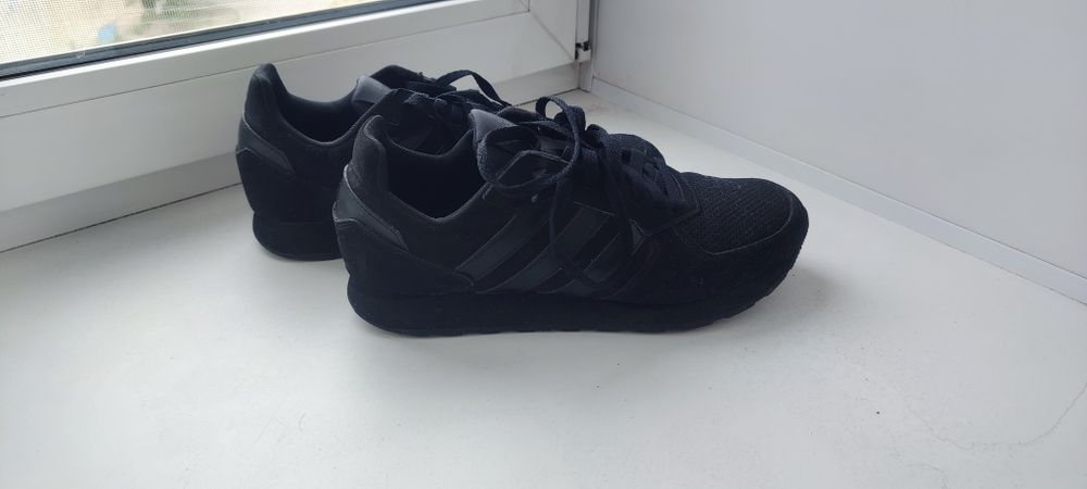 adidas кроссовки