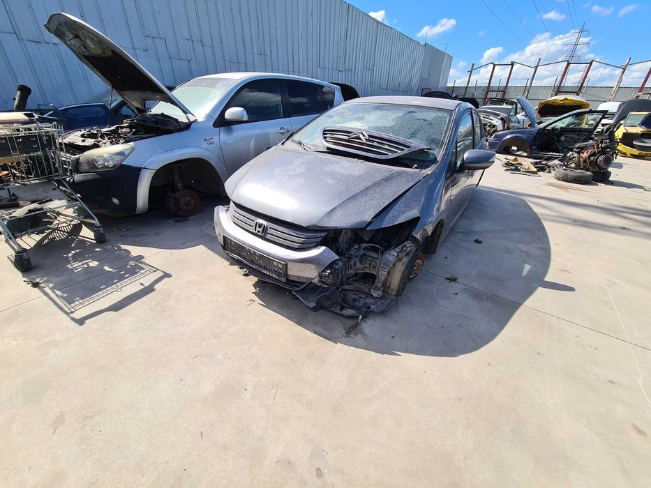 Dezmembram Honda Insight