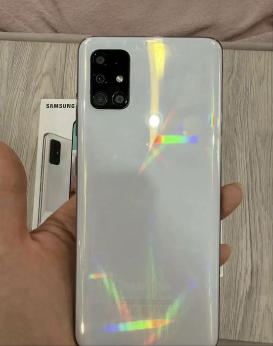 Samsung A51 отличном состоянии