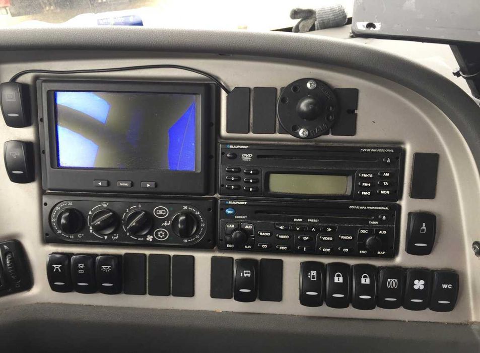 Dezmembrez VOLVO B6, B7, B9, B10, B12 bus / piese  second, autobuze